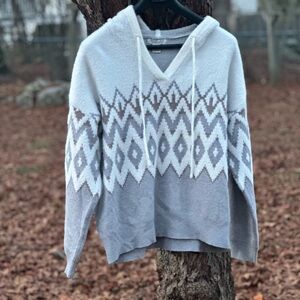 Rachel Zoe Cream and Gray Patterned V-Neck Sweater- Hooded- XL